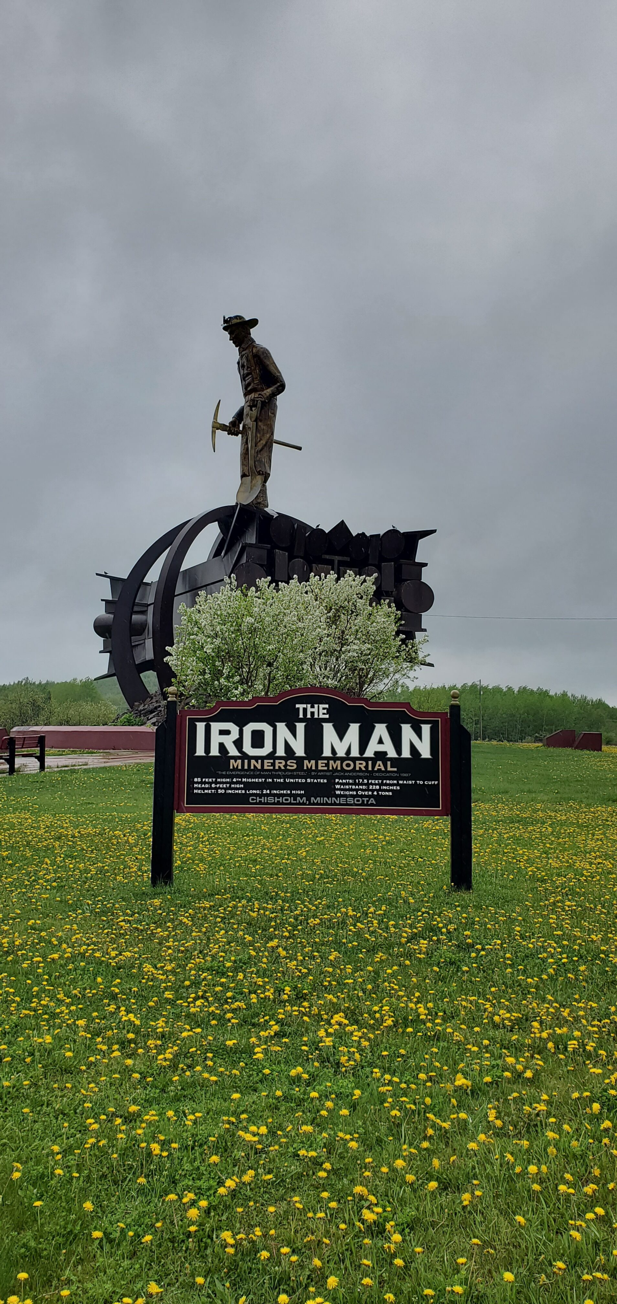Calumet, Minnesota Iron Man statue