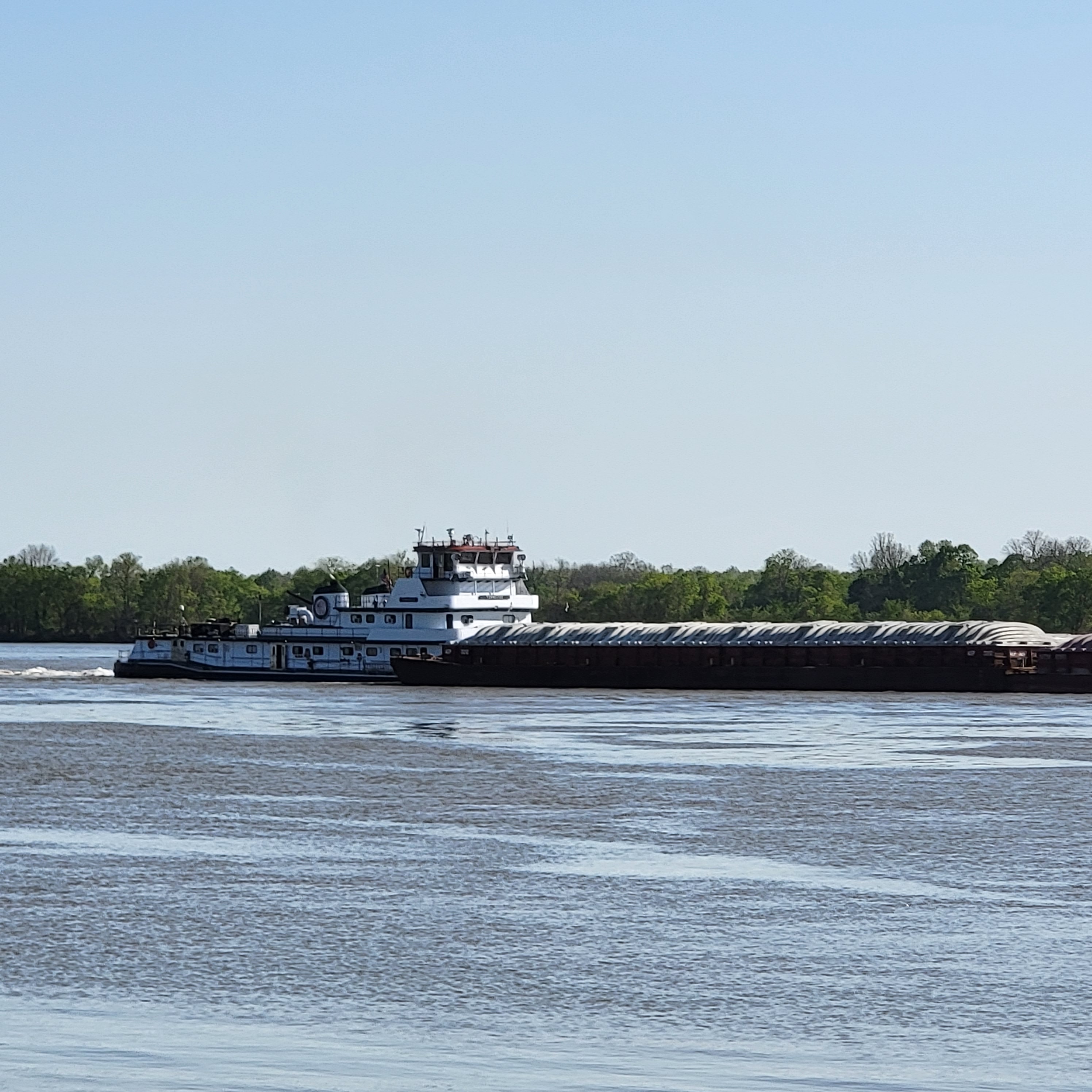 Ohio River barge traffic along the Ohio River