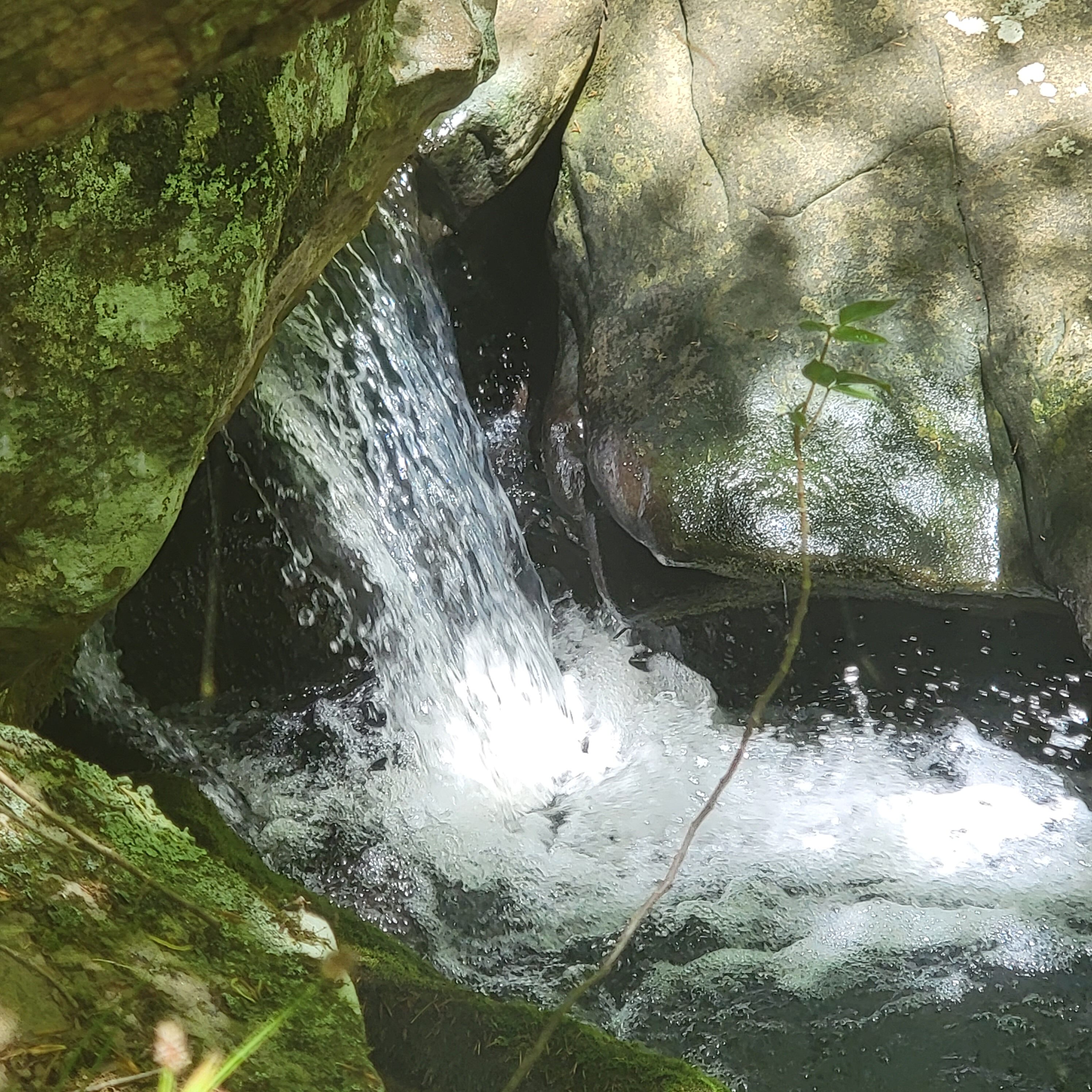 Mantle Rock Park with flowing water