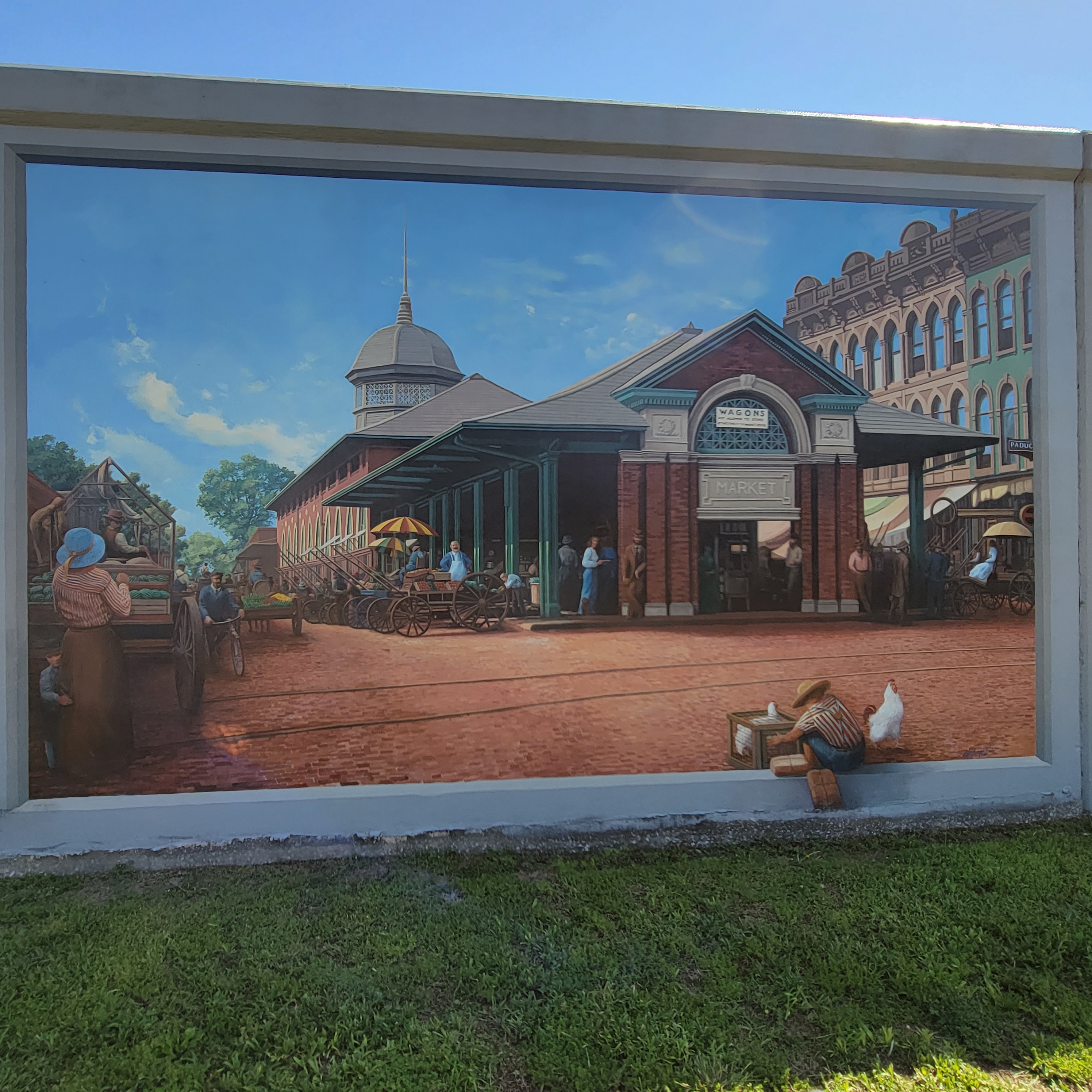 Paducah KY flood wall downtown city