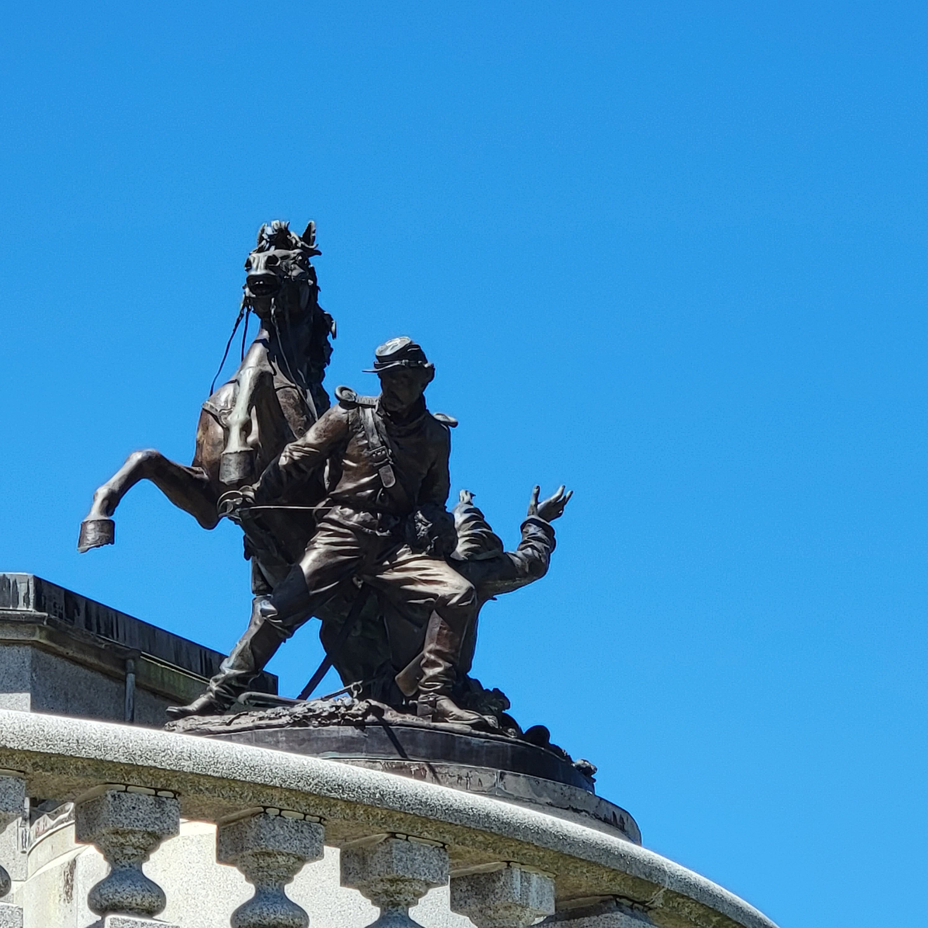 The riding horses above President Lincoln's tomb