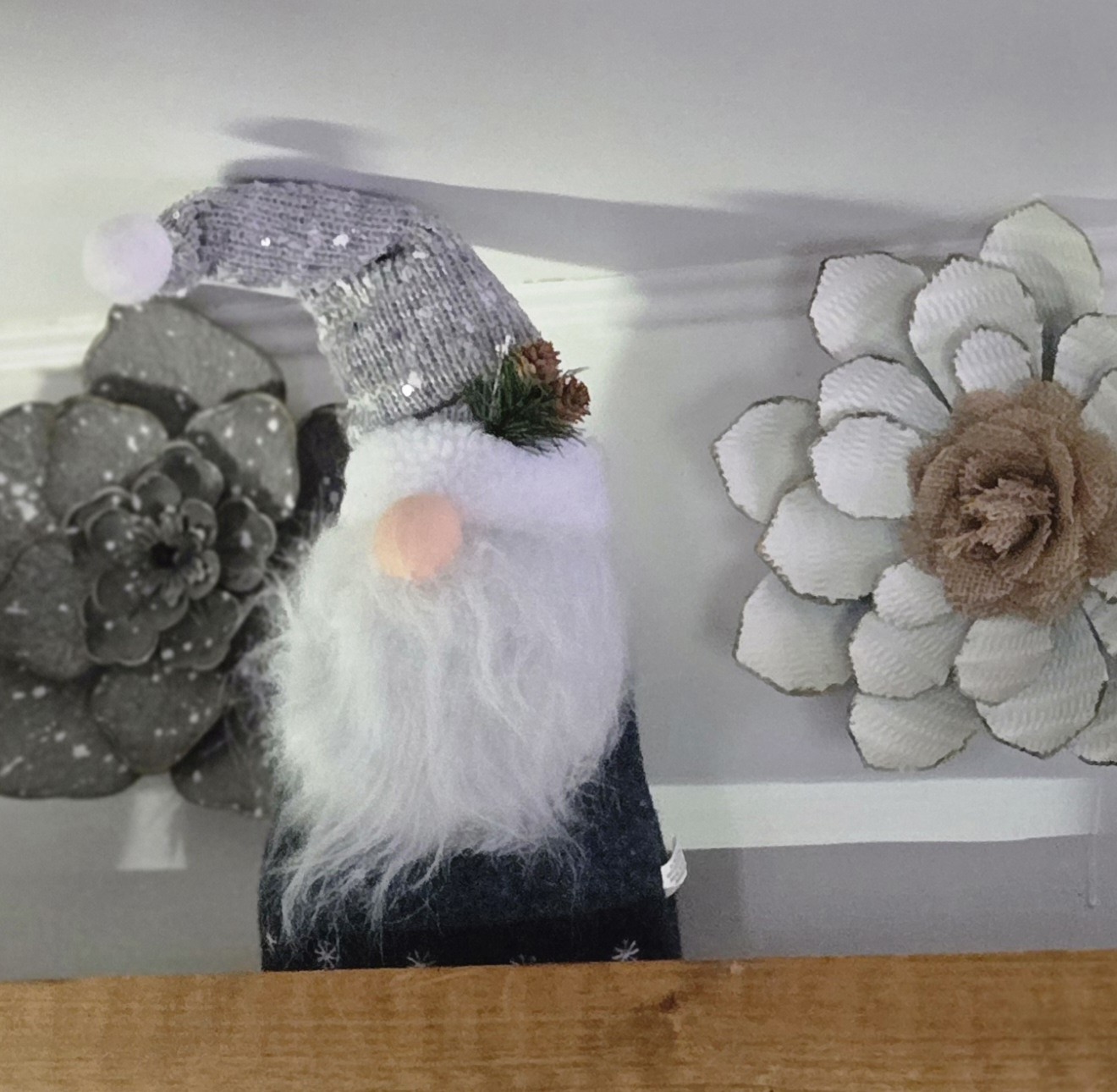 Homer the RV with Christmas gnome holiday decor