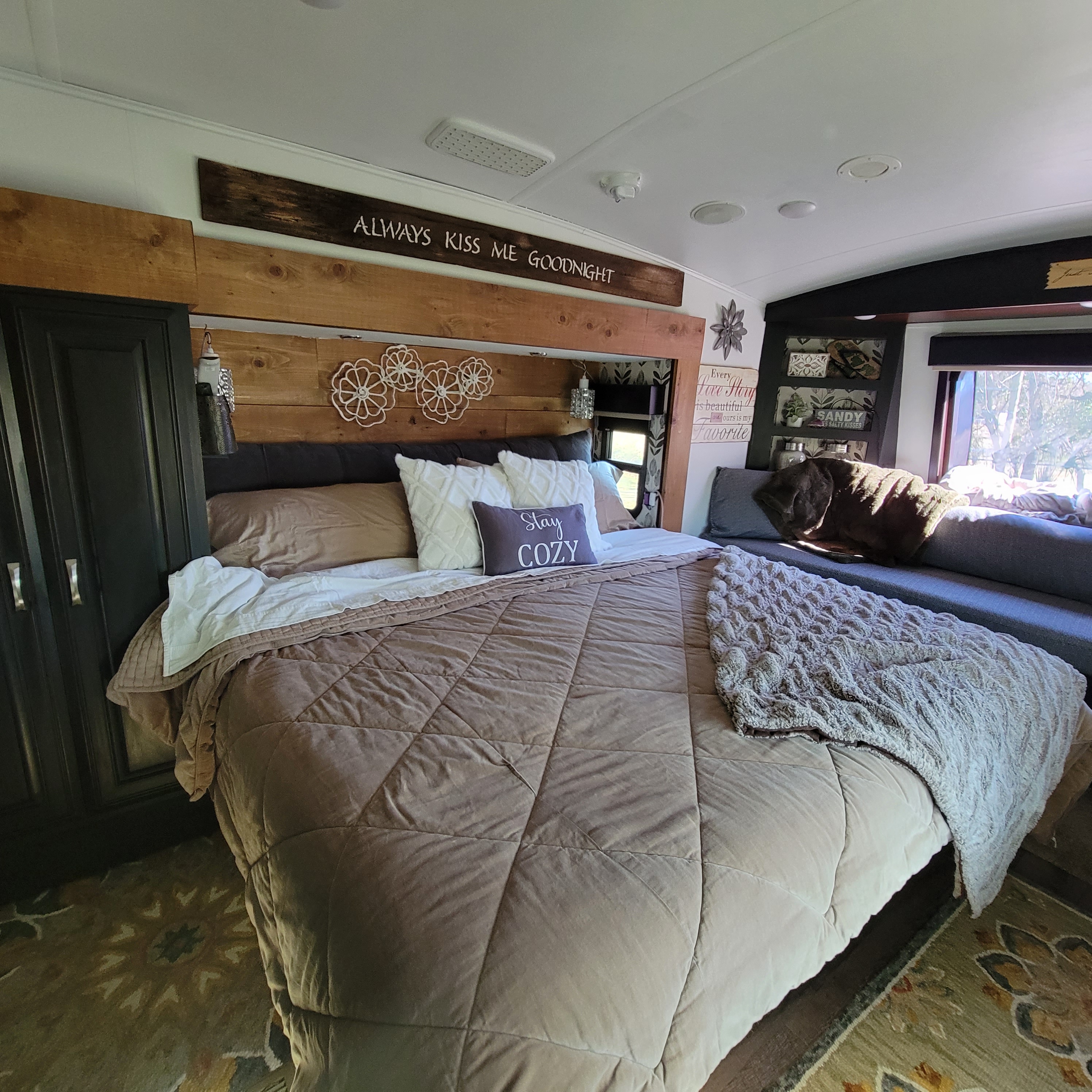 Homer bedroom update after photo
