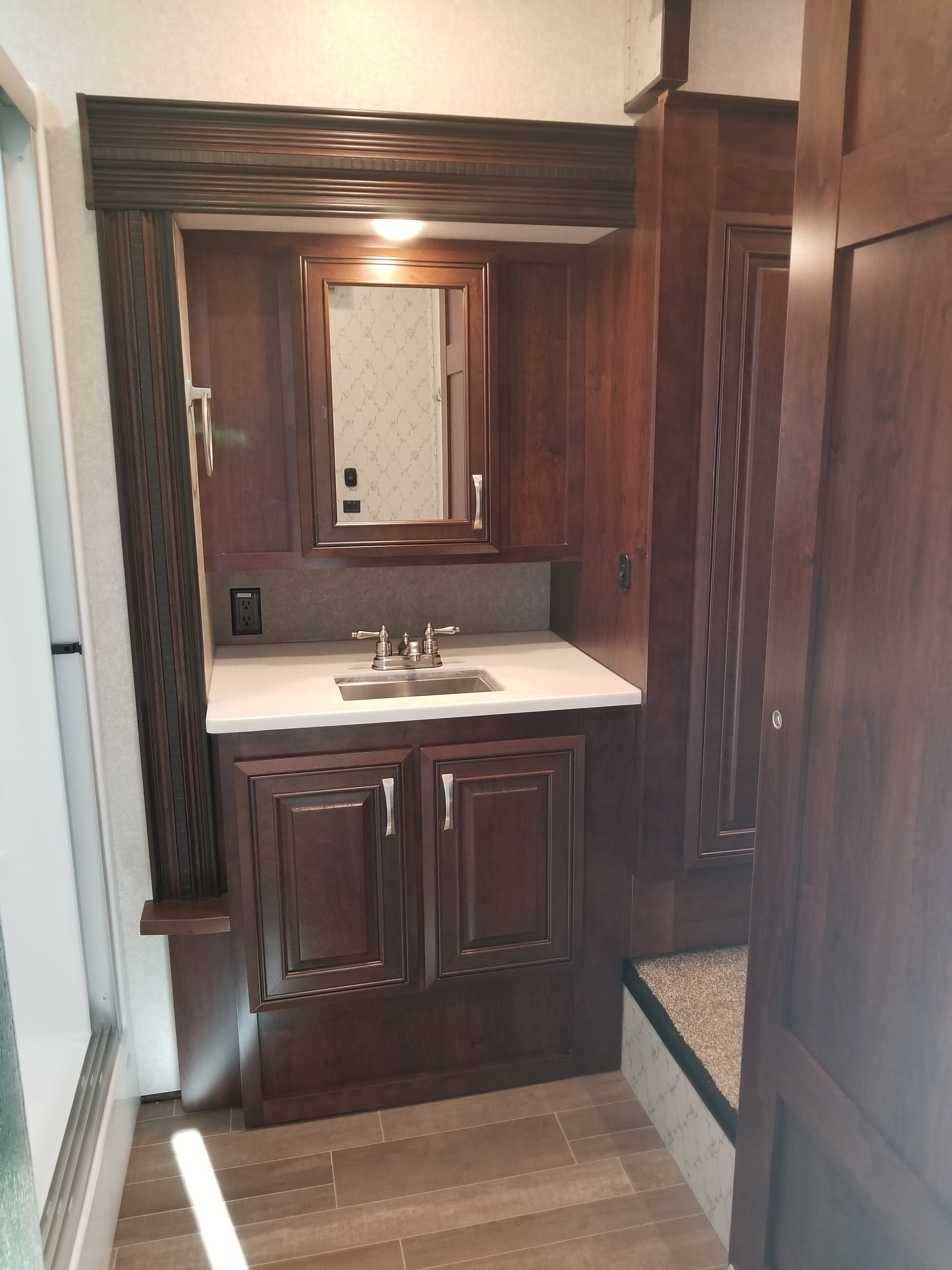 Homer bathroom before remodel of sink area